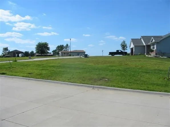 1104 2nd St, Orion, IL 61273