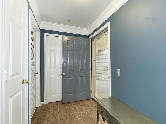 4th image of 2824 Emma Lee St APT 201