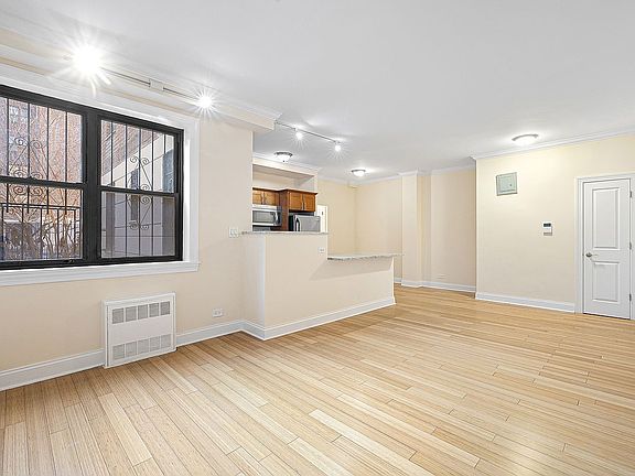 2nd image of 273 Bennett Ave APT 3G