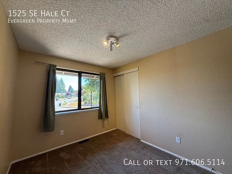 1525 SE Hale Ct — Photo 25