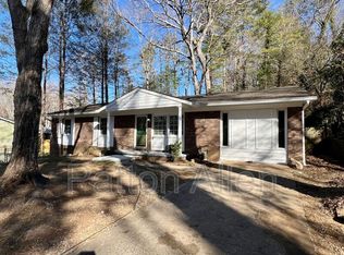 7 Hawthorne Dr, Asheville, NC 28805