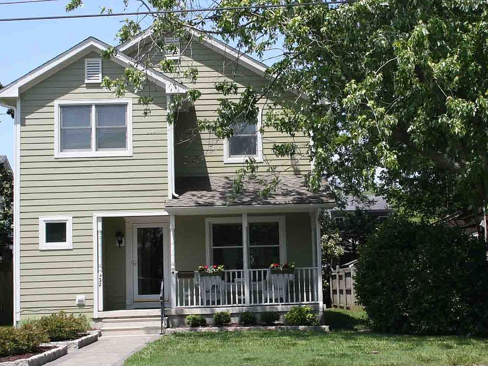 1st image of 422 Paynter Ave