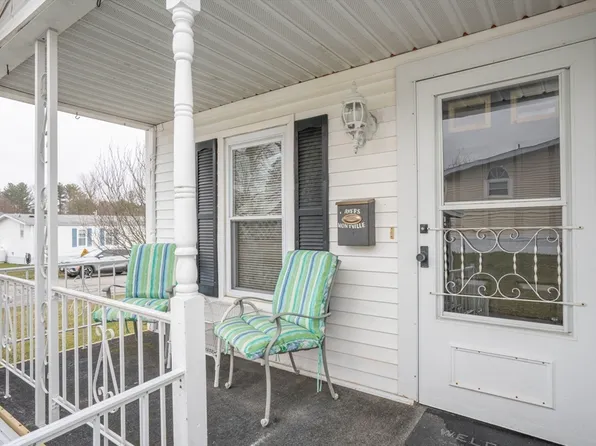 14 Anna St, Raynham, MA 02767