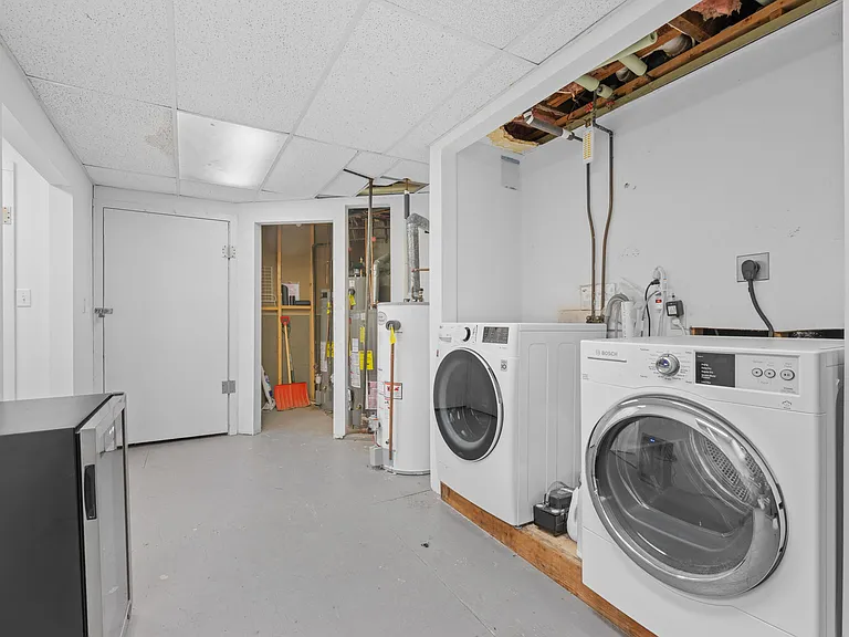 732 E 8th St #1 — Photo 10