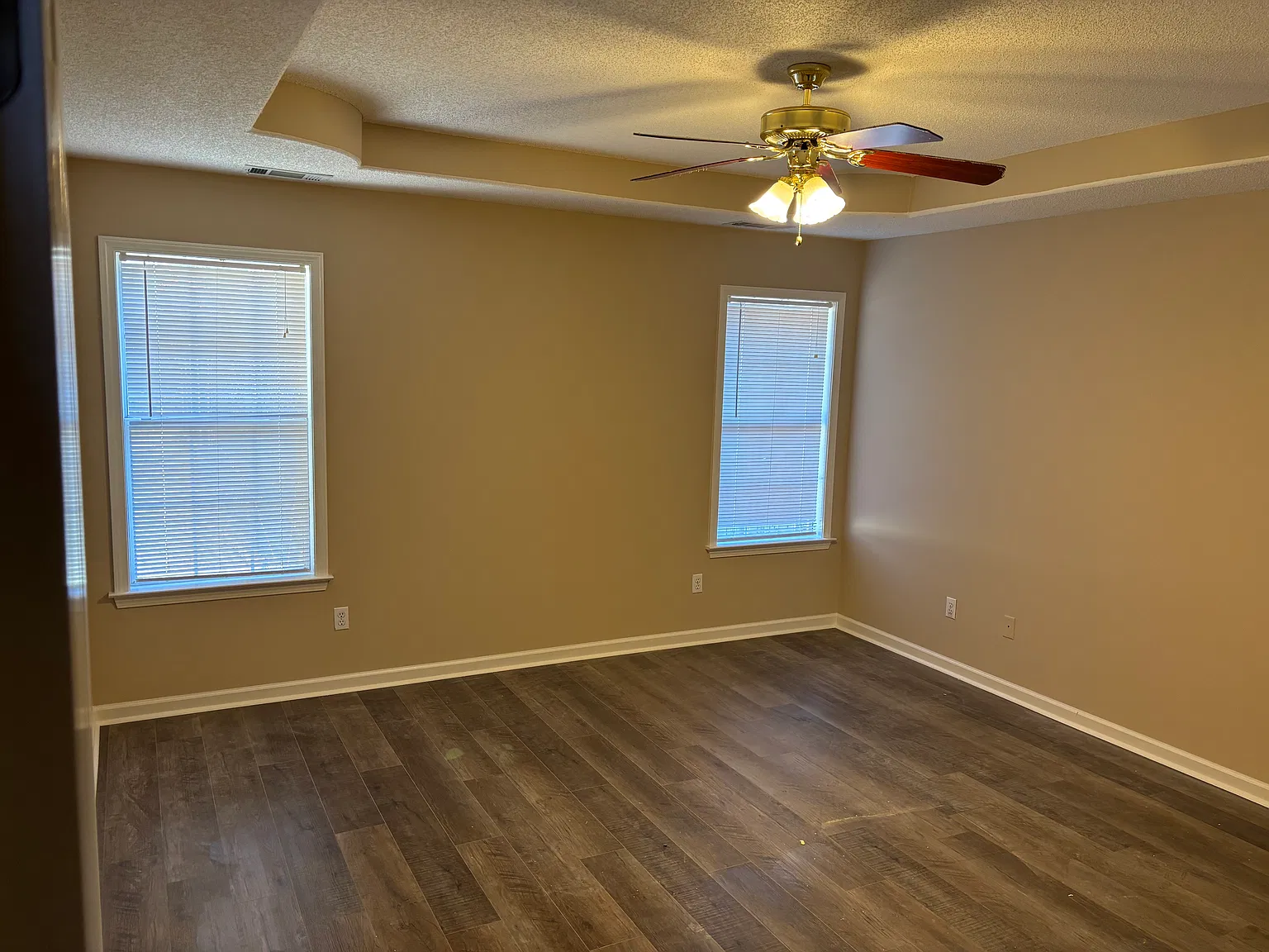 3 bed, 1634 sqft, $2,000 — Photo 3