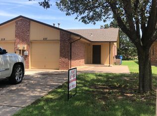 237 Ashley Dr, Edmond, OK 73003