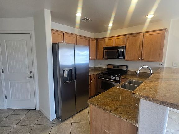 3rd image of 5755 Camino Verde Dr APT 102