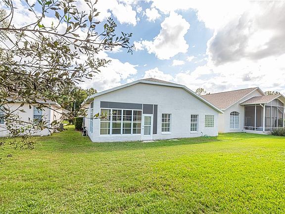 3rd image of 619 High Vista Dr