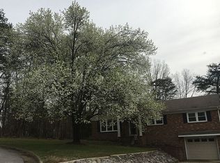 112 Falcon Ct, Danville, VA 24540