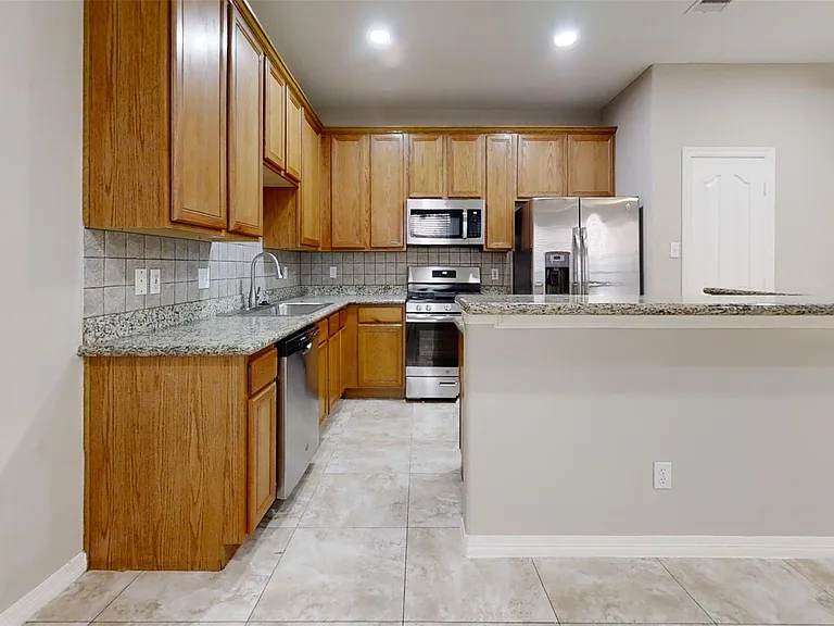 9224 Rodney Ray Blvd #18 — Photo 4