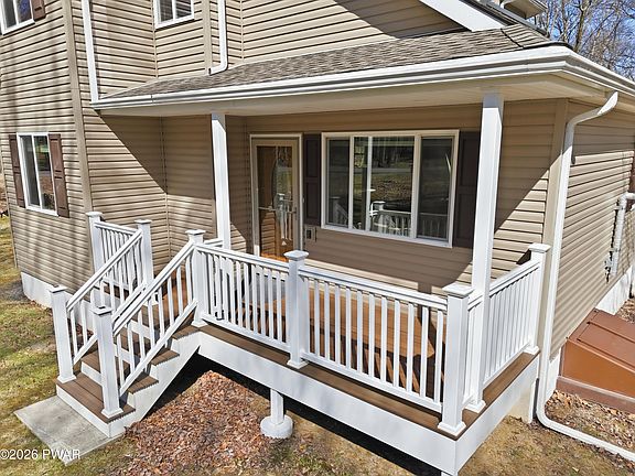 4th image of 1086 Brantwood Rd