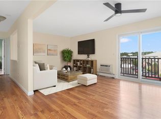 34 Village Ct, West Warwick, RI 02893