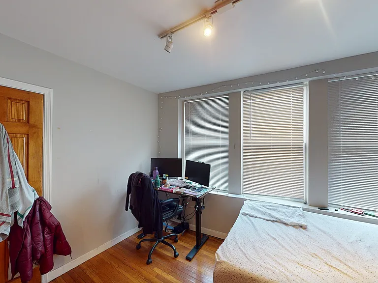 54 Kelly Rd #2L — Photo 3
