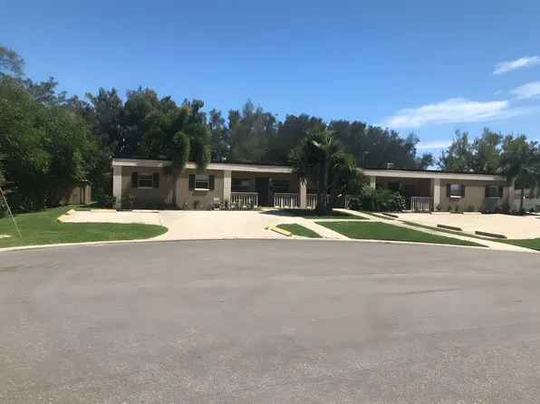 7931 2nd St N APT D, Saint Petersburg, FL 33702