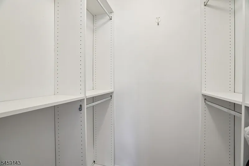 1 bed, 1.5 bath, $2,600 — Photo 3