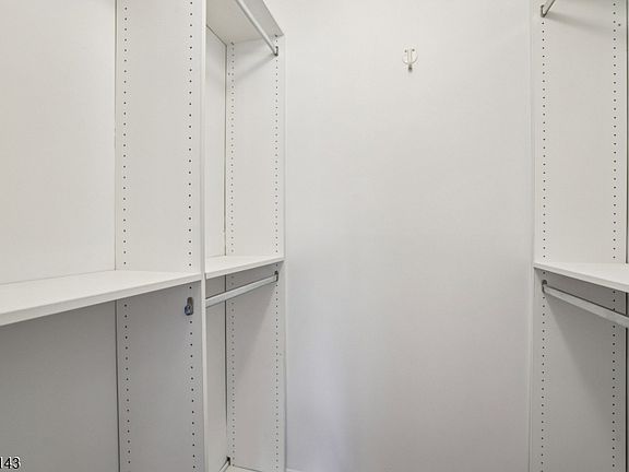 3rd image of 1111 River Rd APT G10
