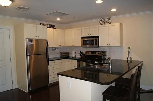3rd image of 8 Crowninshield St Unit 403