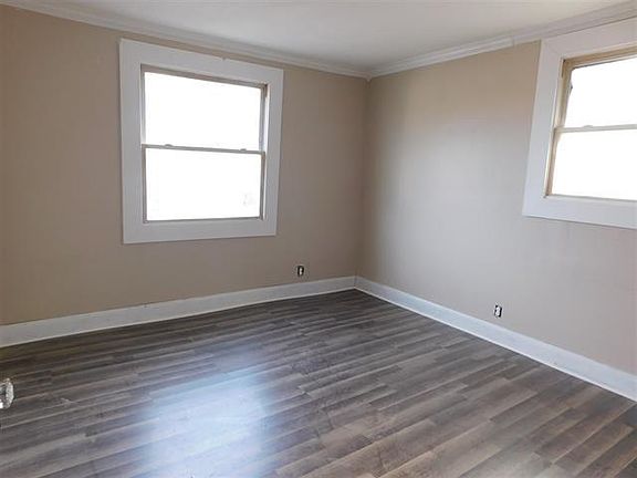 3rd image of 1531 Iroquois St #5