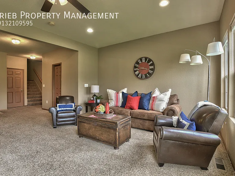 856 S Woodson Ct — Photo 3