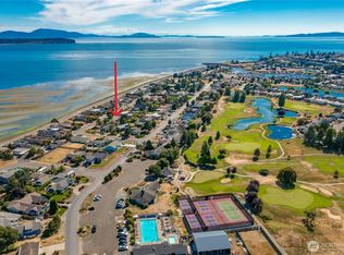 5440 Tsawwassen Loop, Blaine, WA 98230