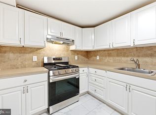 3774 State Route 27 UNIT 4B, Kendall Park, NJ 08824
