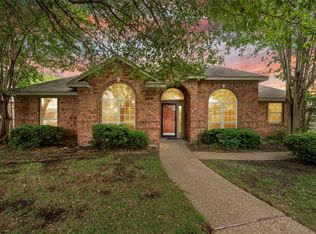 832 Eagles Nest Dr, Hewitt, TX 76643