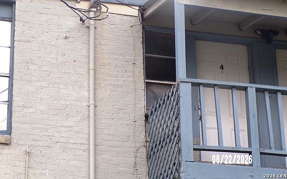 3rd image of 700 N Washington St APT 4