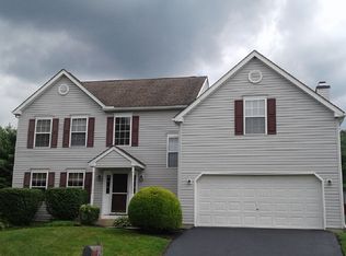 127 Brinton Dr, E Fallowfield, PA 19320