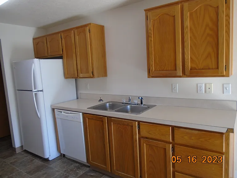382-384 Shamrock St #382 — Photo 6