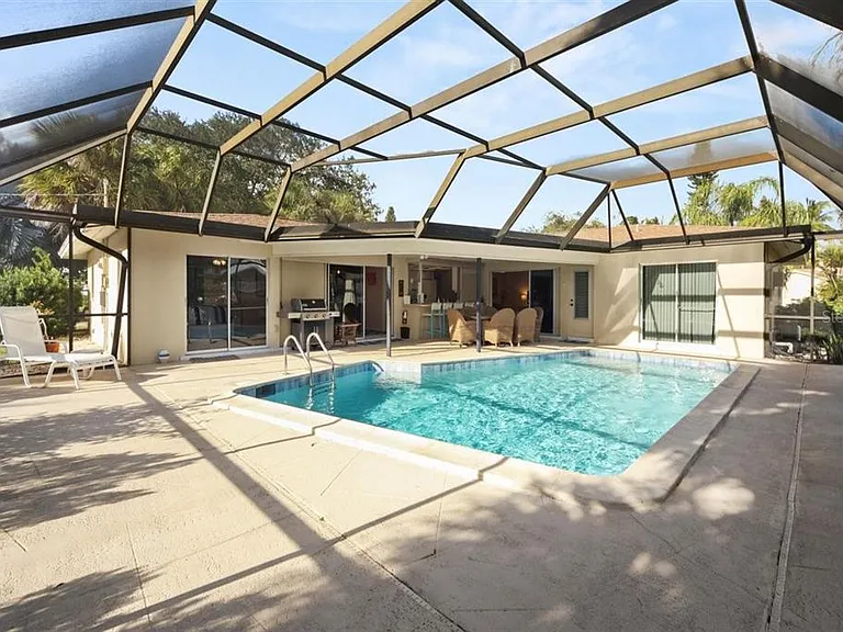 500 Green Dolphin Dr S — Photo 28