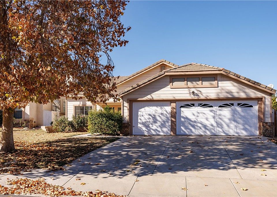 1st image of 32485 Oak Knoll Ln