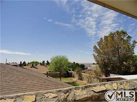 4th image of 1353 Vista Granada Dr