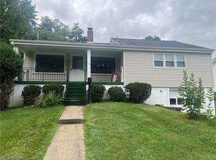 103 Park St, Saint Clairsville, OH 43950