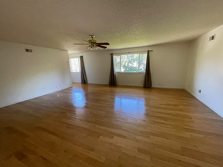 40072 Dolerita Ave — Photo 13