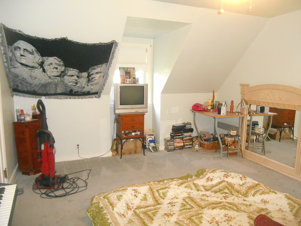 1st image of 1 Highland Ave
