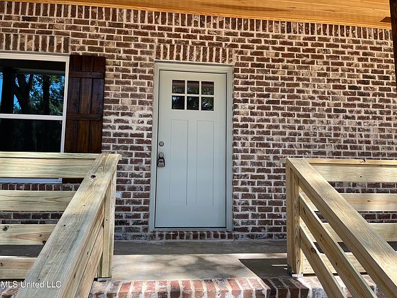 4th image of 4901 Oakplace Dr