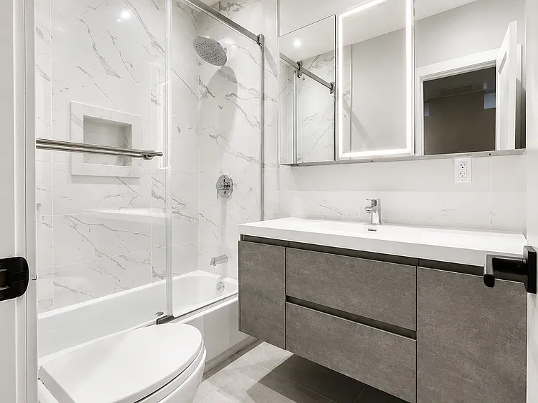 30-18 31st St #2A — Photo 10
