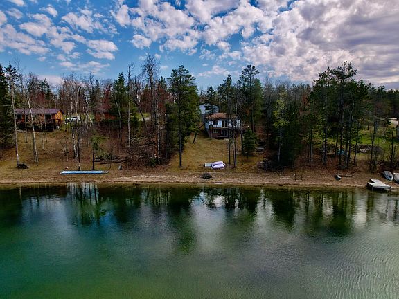 2nd image of 2850 Hill Rd