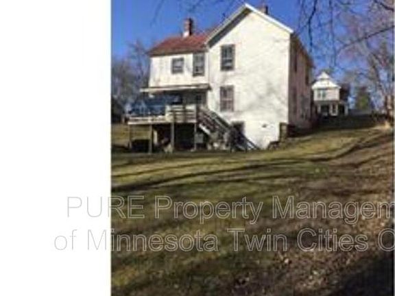 5th image of 407 Laurel St W #1