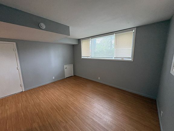 3rd image of 1336 D St #1338-D