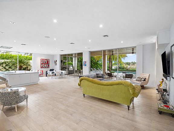 5th image of 1508 Lake Drive