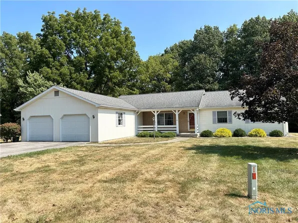 273 Duck Pond Rd, Upper Sandusky, OH 43351