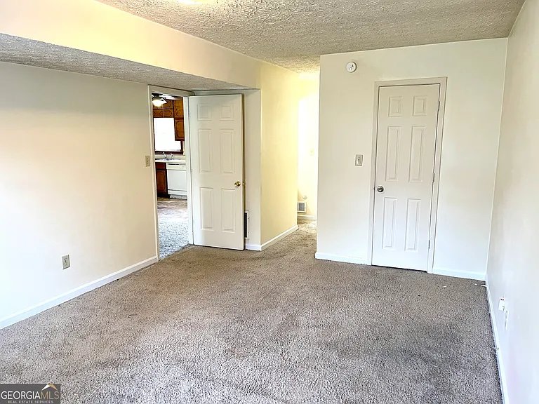 108 Appleton Blvd #B — Photo 5