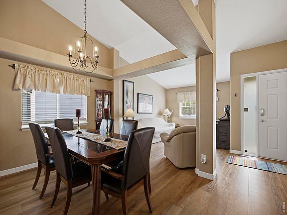 4th image of 2293 Dogwood Dr