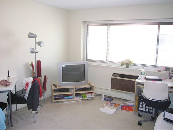 2nd image of 375 Harvard St #21S
