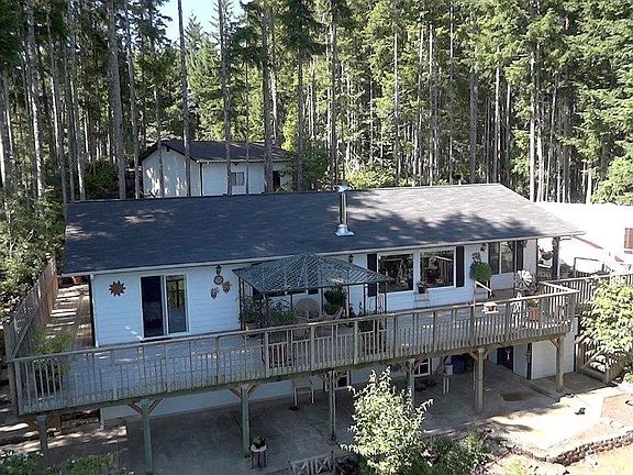 3rd image of 50 N Beaver Pl S