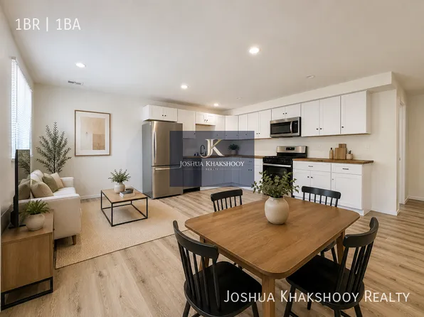 14615 Gilmore St #1, Van Nuys, CA 91411