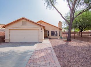 2394 W Silverbell Oasis Way, Tucson, AZ 85745