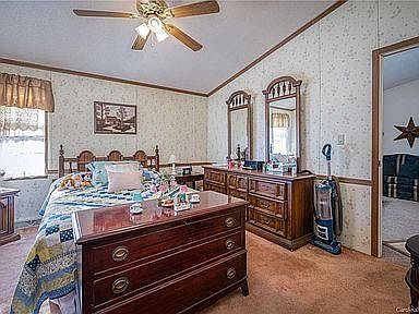 4th image of 9700 Beatties Ford Rd