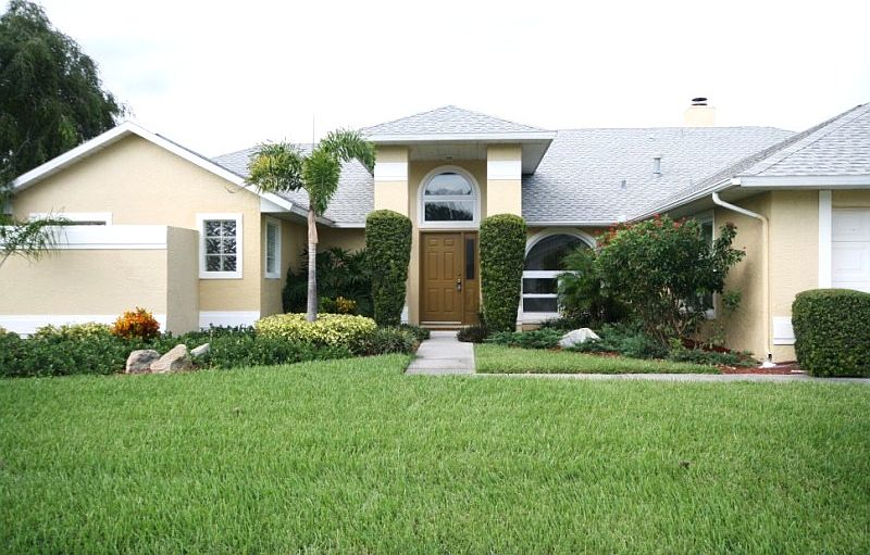 1st image of 1949 Glen Meadows Cir
